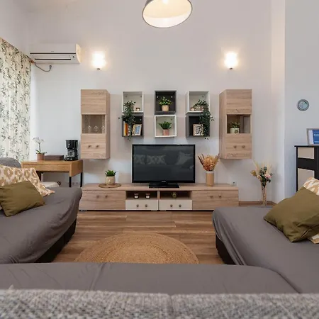 דירה Tomislav ויר