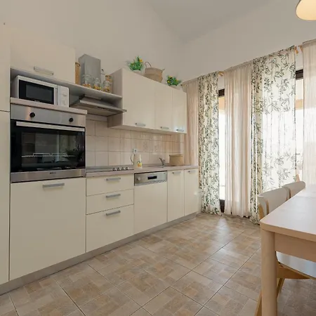 Tomislav Apartmán *